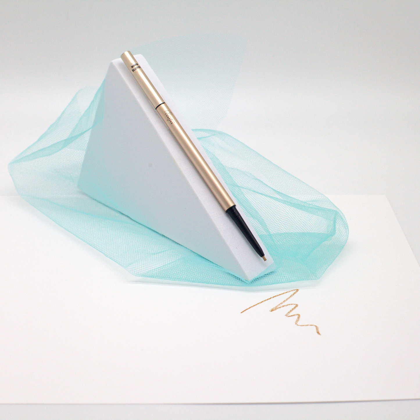 Fine Line Brow Definer